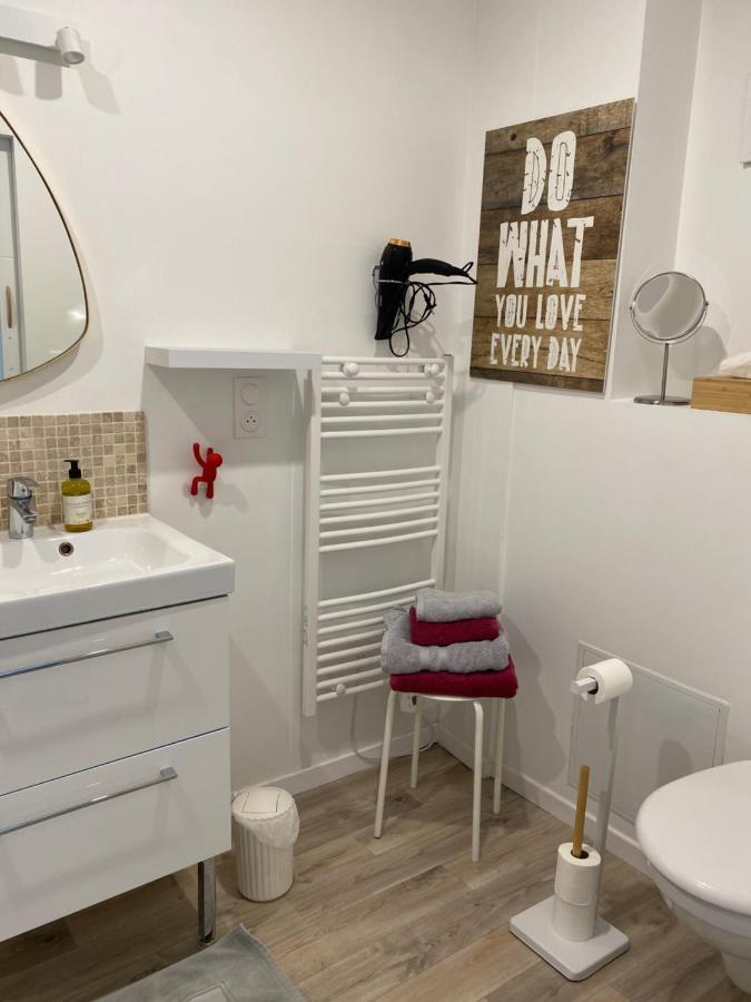 Cote Court Bed & Breakfast LʼIsle-sur-la-Sorgue Exterior foto