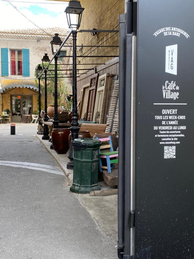 Cote Court Bed & Breakfast LʼIsle-sur-la-Sorgue Exterior foto
